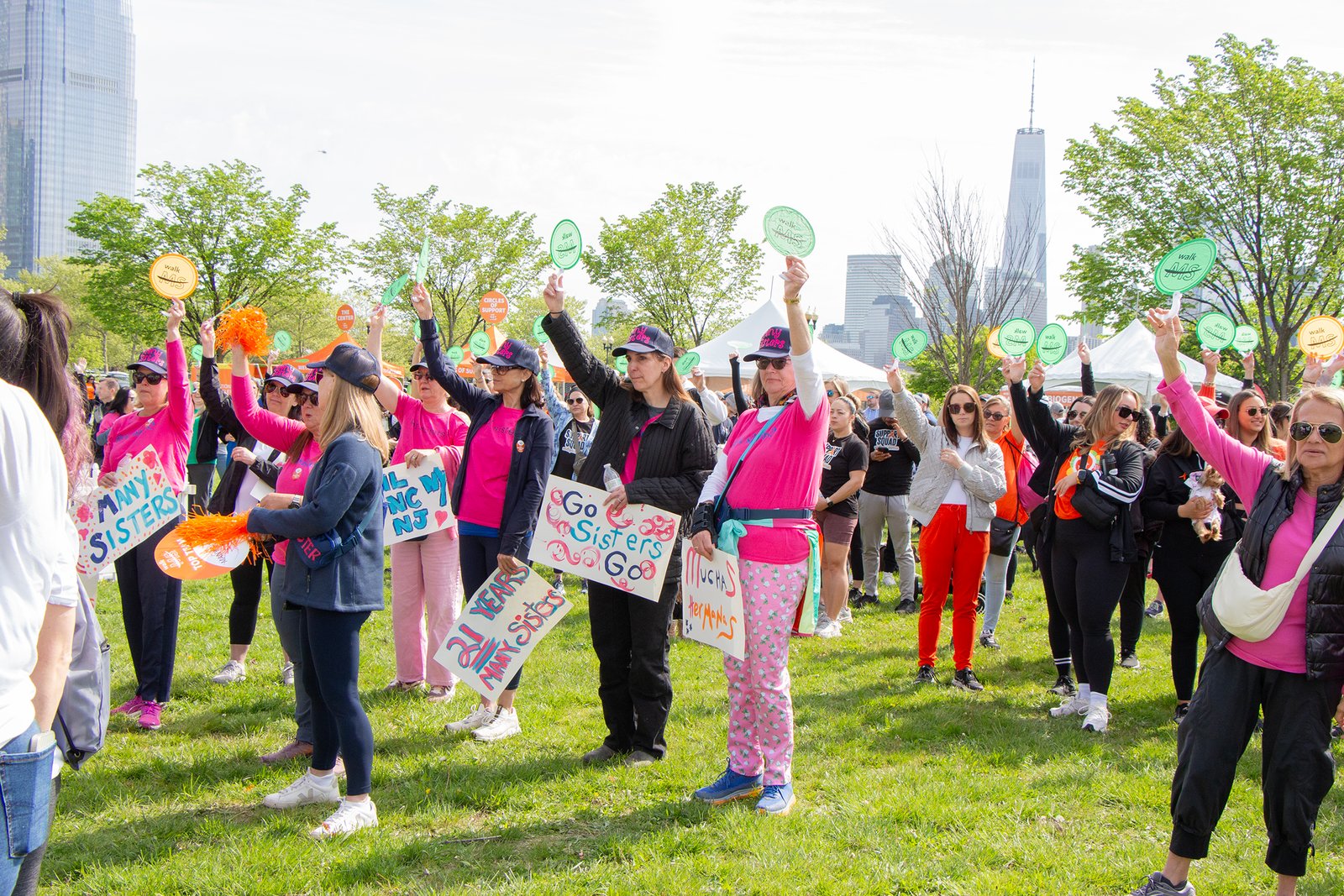 circles signify whether one has multiple sclerosis, loves someoen with MS, or supports the mission to cure MS, so participants raise circles to show which color they are